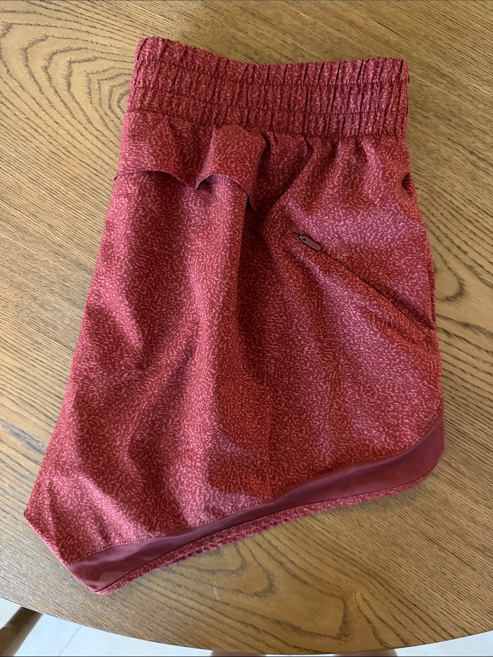 Athleta Print Mesh Racer Run short